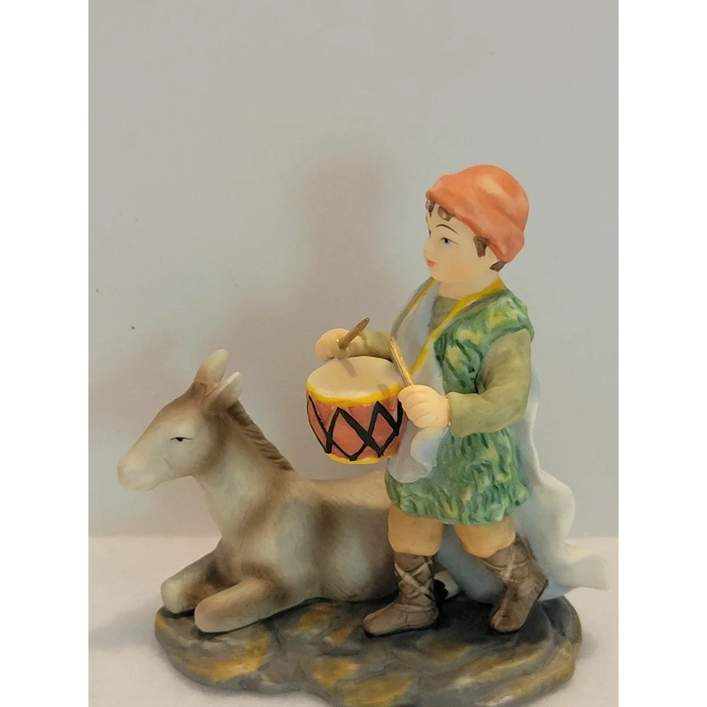 Avon Drummer Boy w/‎ Donkey Figurine Holiday Treasures Nativity 2003 Christmas